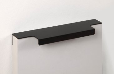 Ray торцевая мебельная ручка для фасадов 150 мм черный матовый