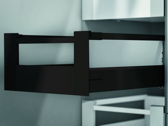 Внутренний ящик TANDEMBOX antaro с TIP-ON BLUMOTION (высота D 224, глубина 500 мм, вес ящика до 20 кг), черный